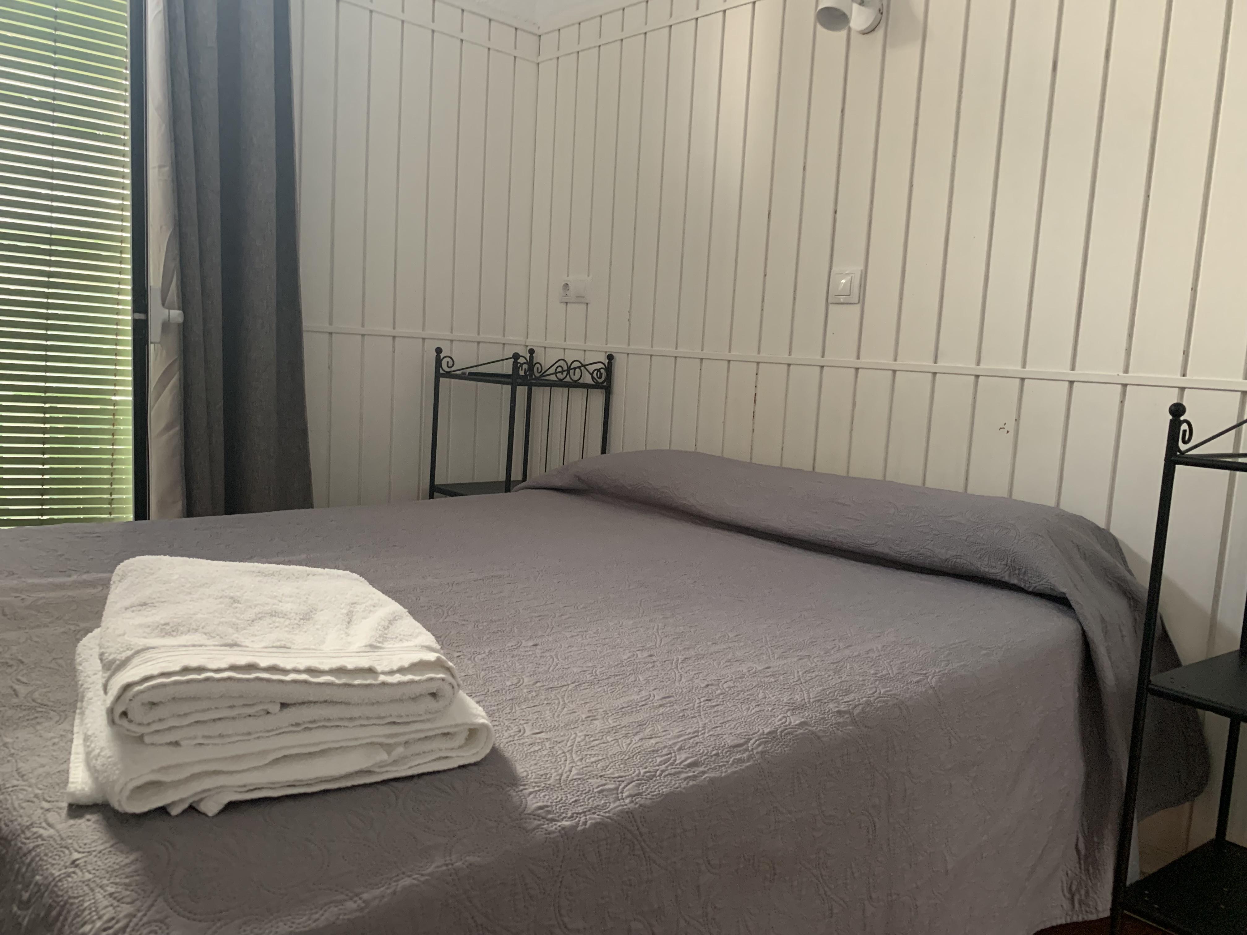 Hostal Alcobia Sevilla Bagian luar foto